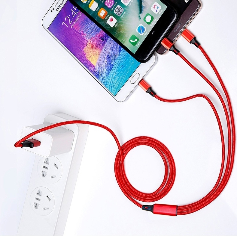 Multi USB type 2.8A fast charging cable 3 in1 usb type A port to android/ Lighting/ Type C 1.2M 