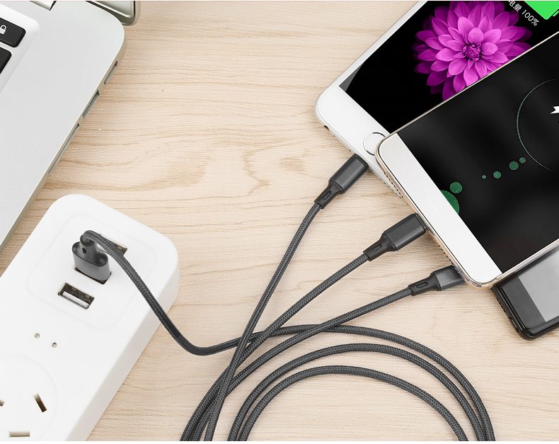 Multi USB type 2.8A fast charging cable 3 in1 usb type A port to android/ Lighting/ Type C 1.2M 
